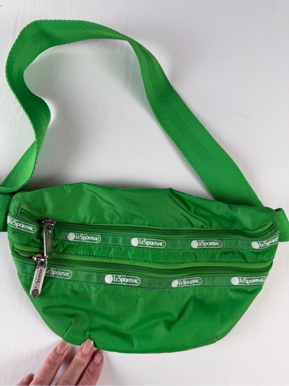 Vintage LeSportsac Apple Green Nylon Belt Bag